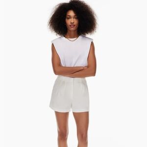 Aritzia Babaton Pleated 3" Short in Espace